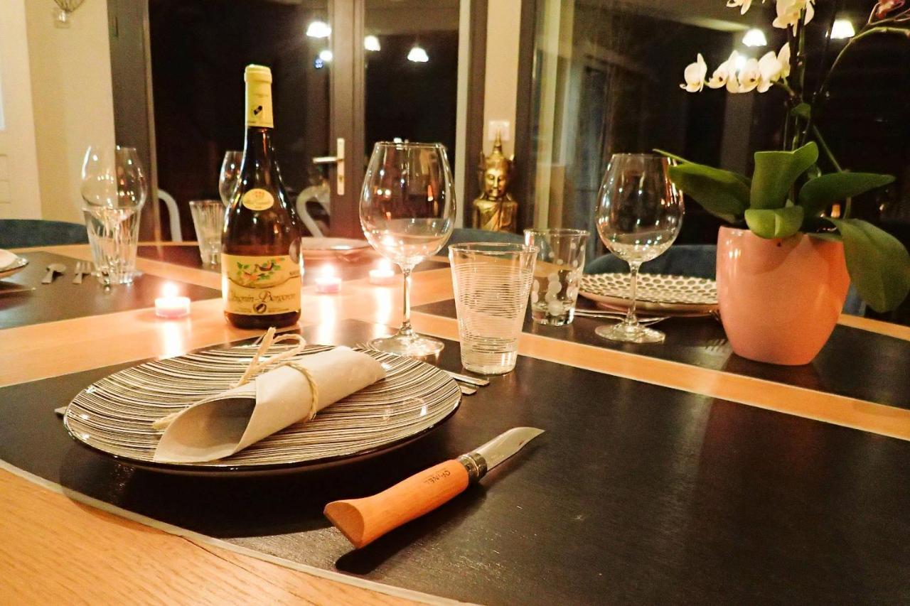 Le Belvedere : Chambres Et Table D'Hotes มองต์เมลิยง ภายนอก รูปภาพ